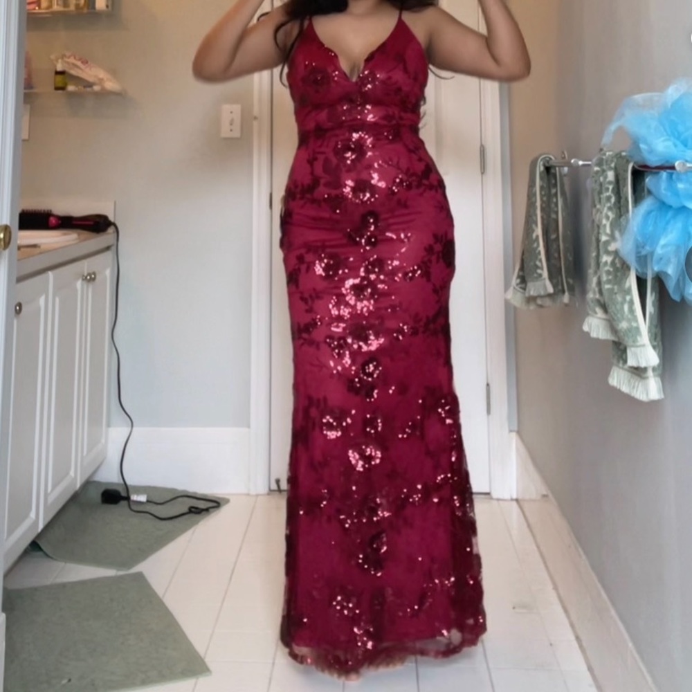 BURGUNDY Prom Dress with Floral Design